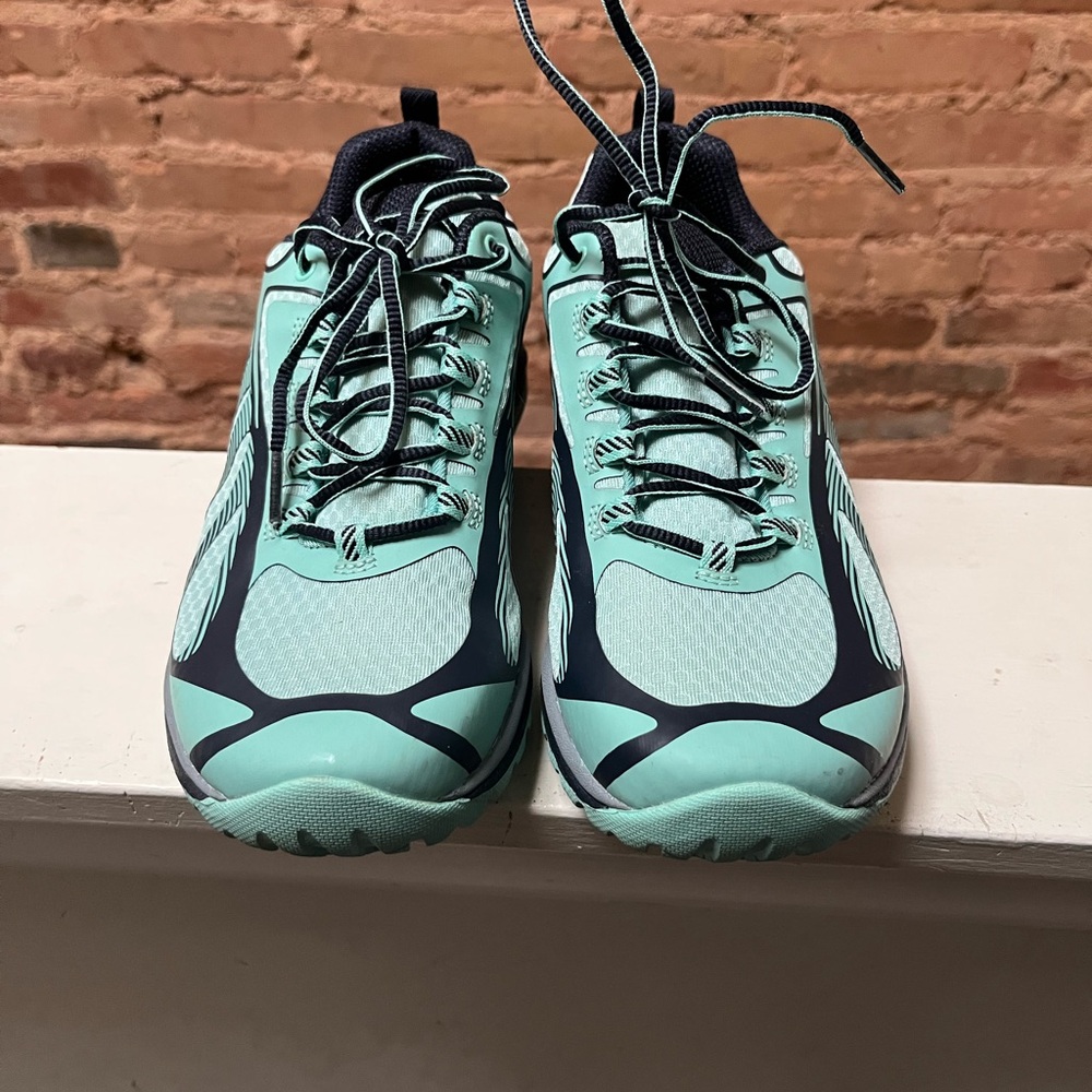 Merrell Women's Aqua and Black Shoes